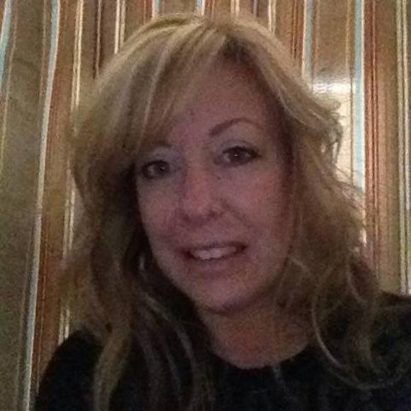 Meet your Posher, Bernadette - Picture 1 of 1